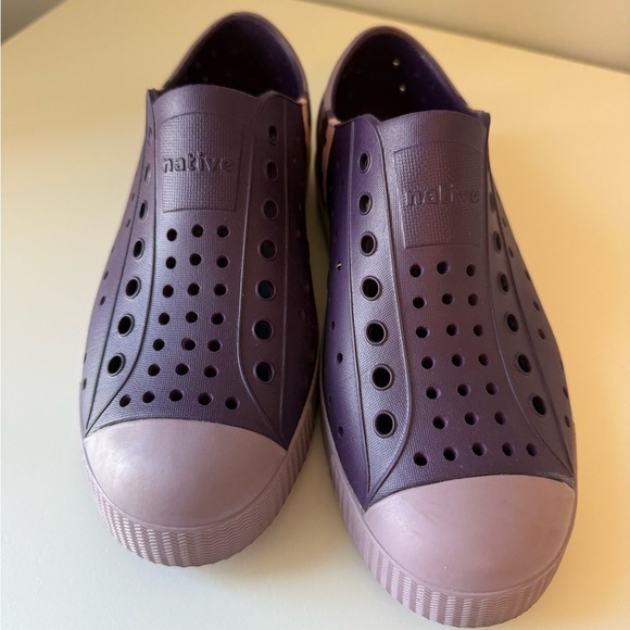 Native Shoes Girls Purple Jefferson Block Shoes size J2 - Picture 6 of 8